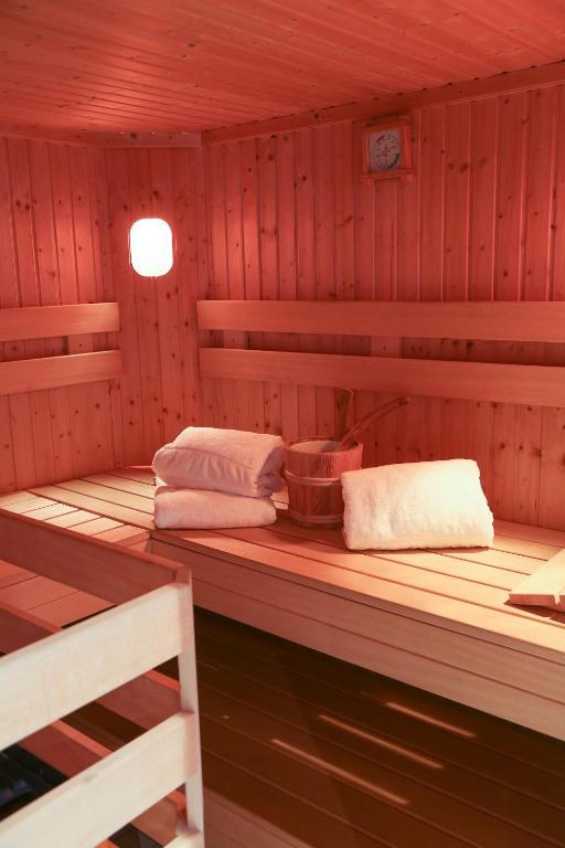 Landhaus Alpina Guest House มิทเทอร์ซิลล์ ภายนอก รูปภาพ