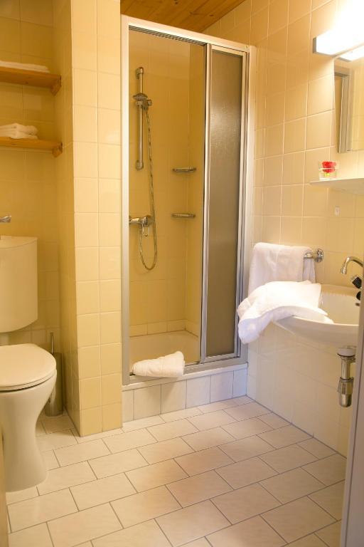 Landhaus Alpina Guest House มิทเทอร์ซิลล์ ห้อง รูปภาพ